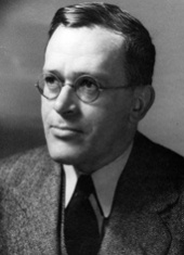 Richard M. Weaver University of Chicago Photographic Archive, [apf1-08597], Special Collections Research Center, University of Chicago Library. 