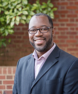 Ronjour Locke Headshot